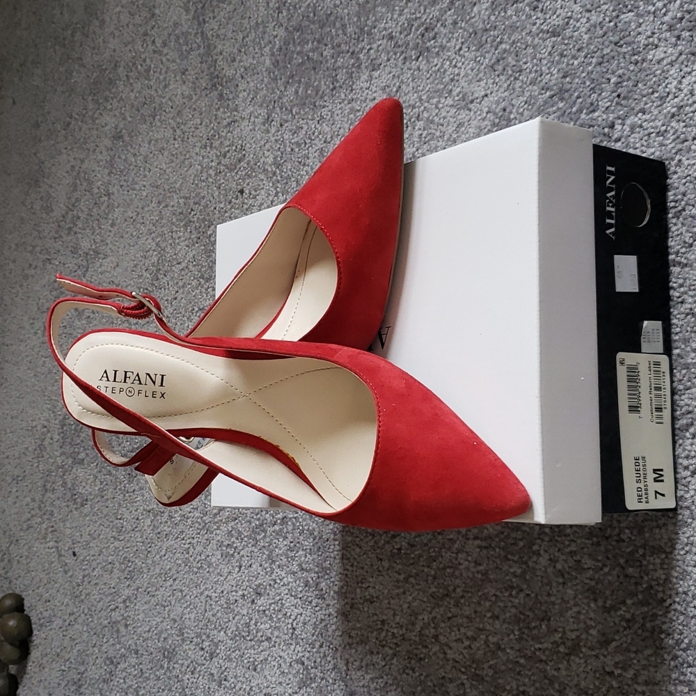 Alfani size 7 red suede sling back